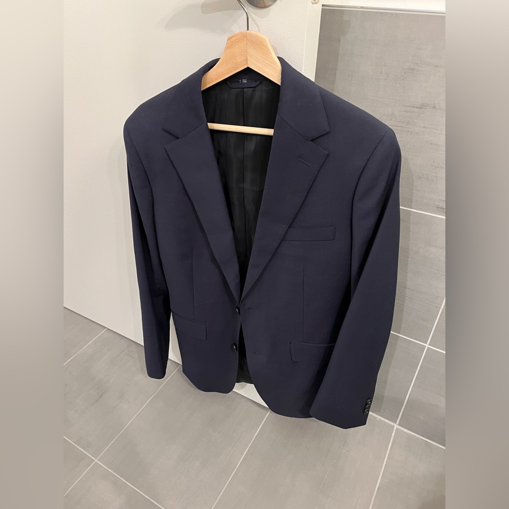 Italian Performance Suit Jacket and Pants (36R Slim Fit and 29 Waist Slim Fit)